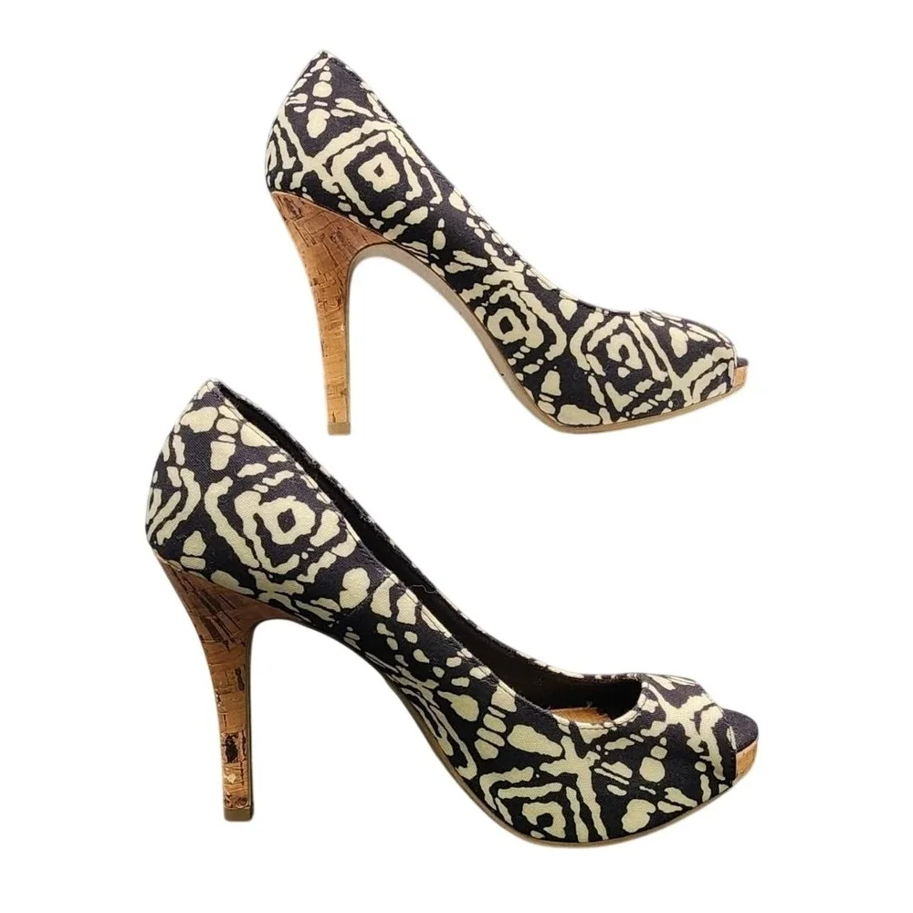 Christian Siriano for Payless product specs